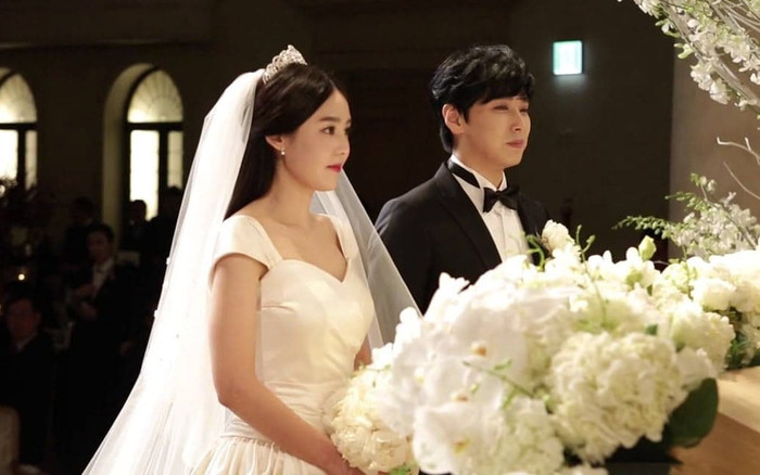 Thành viên tai tiếng nhất Super Junior thông báo có con đầu lòng Ảnh 2