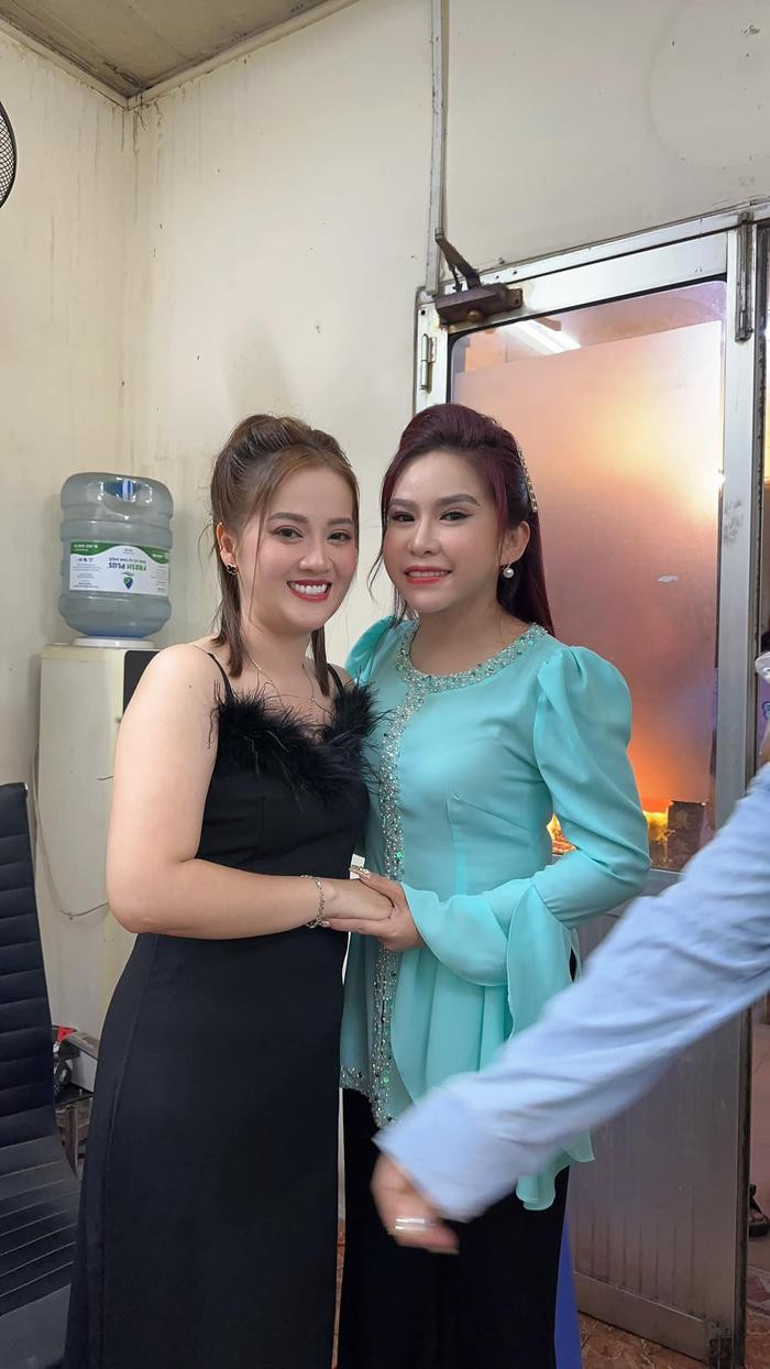 Hồng Loan diễn cùng đêm nhạc với Hồ Văn Cường, vị trí gây bất ngờ Ảnh 2