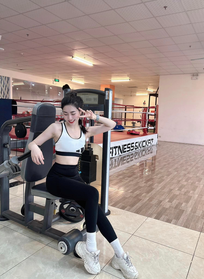 Cũng giống như anh trai, em gái Văn Toàn cũng yêu thích thể thao. Cô cũng thường cùng gia đình ra sân xem đá bóng và luyện tập thể thao. 