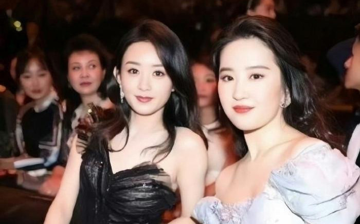 Không phải Triệu Lệ Dĩnh hay Lưu Diệc Phi, đây mới là nữ hoàng đích thực của CBiz Ảnh 2