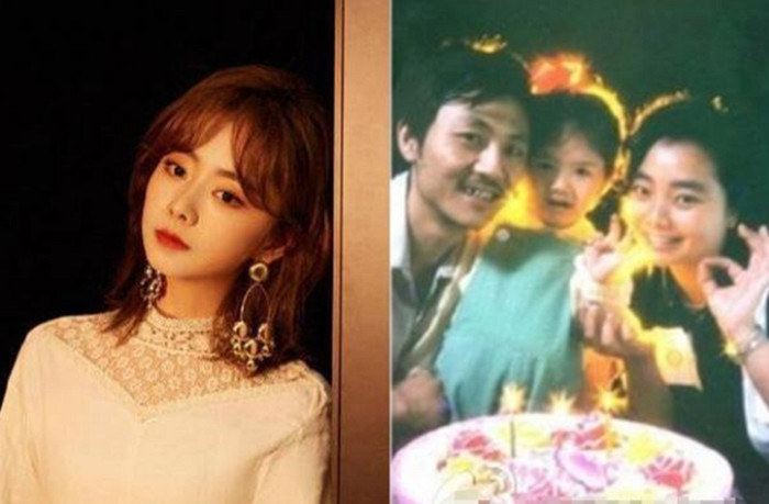 Đàm Tùng Vận chụp ảnh cùng bố và mẹ hồi nhỏ. Nhìn qua bức ảnh mới thấy mỹ nhân họ Đàm quả thật rất giống mẹ. (Nguồn Baidu)