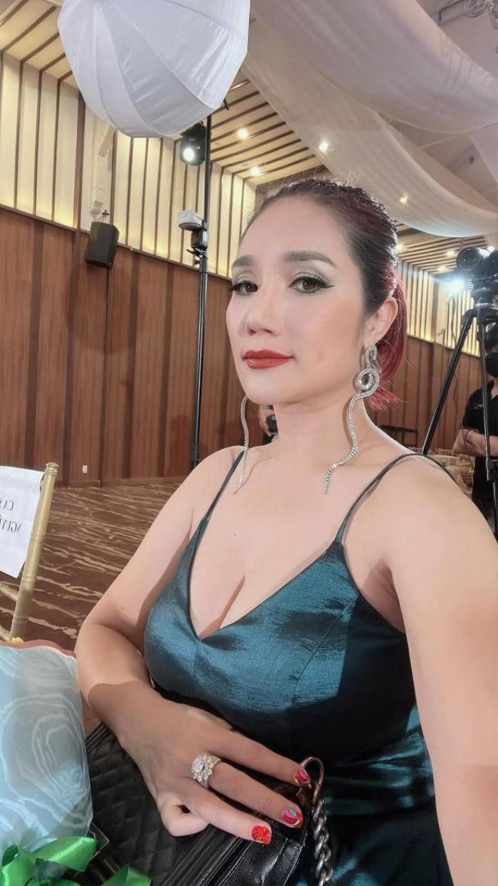 Cát Tường chọn cuộc sống độc thân, dành thời gian cho gia đình sau đổ vỡ hôn nhân.