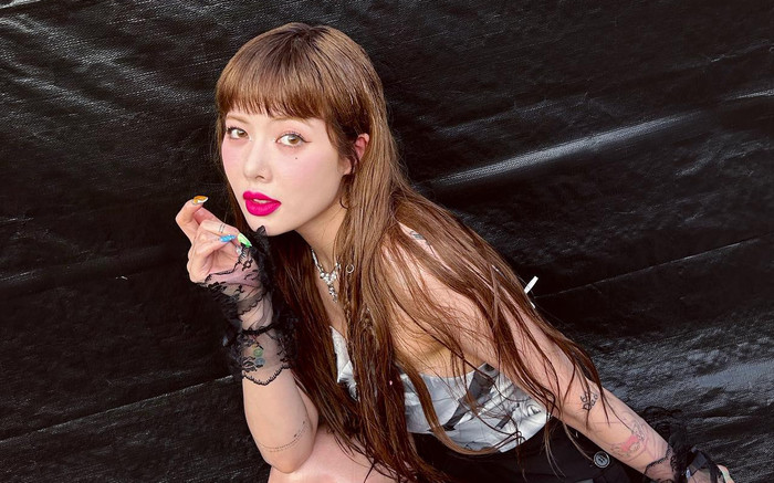 HyunA âm thầm hủy bỏ loạt đêm diễn hậu xác nhận kết hôn Ảnh 2