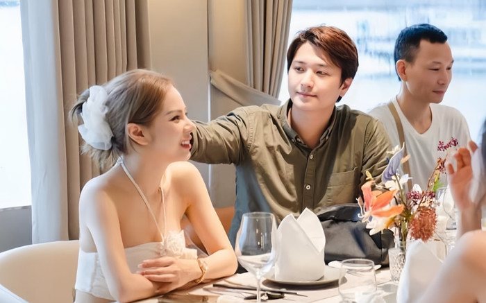 Huỳnh Anh 'bóc trần' nhan sắc vợ hơn tuổi qua cam thường, kết quả gây bất ngờ Ảnh 2