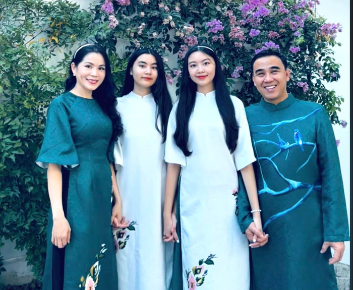 Tổ ấm gia đình viên mãn của nam MC.