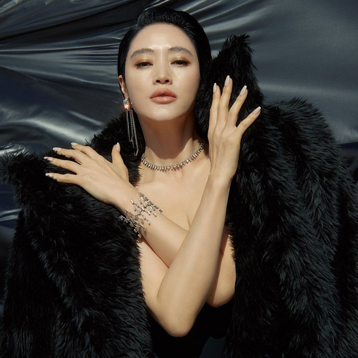 Kim Hye Soo tuyên bố cắt đứt mối quan hệ với mẹ ruột sau nợ nần chồng chất.