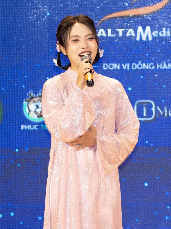 Ca sĩ Phương Mỹ Chi.