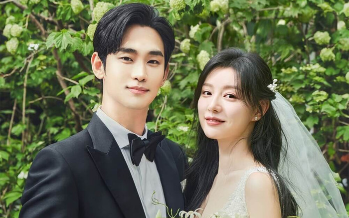 Kim Soo Hyun phủ nhận hẹn hò với Kim Ji Won, chỉ 1 hành động nói lên tất cả? Ảnh 2