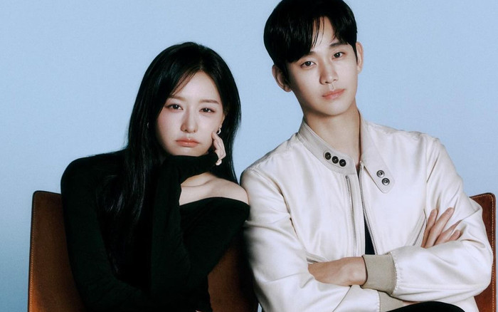 Cnet cho rằng Kim Ji Won ké fame Kim Soo Hyun Ảnh 2