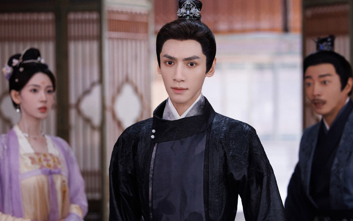 Nhan Tâm Ký flop, La Vân Hi còn trụ lại bên cổ trang - thần tượng được bao lâu? Ảnh 2