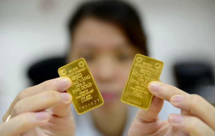 Giá vàng đột ngột tuột dốc, mất mốc trầm trọng Ảnh 4