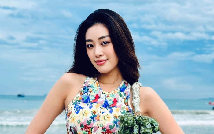 Khánh Vân khoe eo giữa tin đồn mang thai Ảnh 2