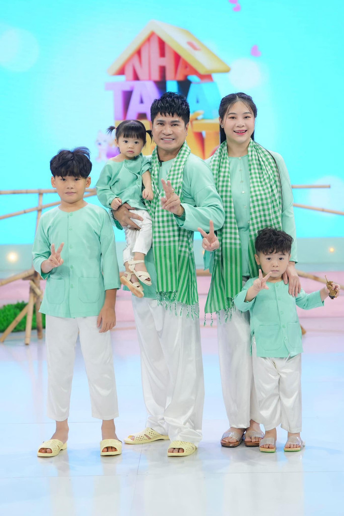 Tổ ấm nhỏ viên mãn của Lương Gia Huy.