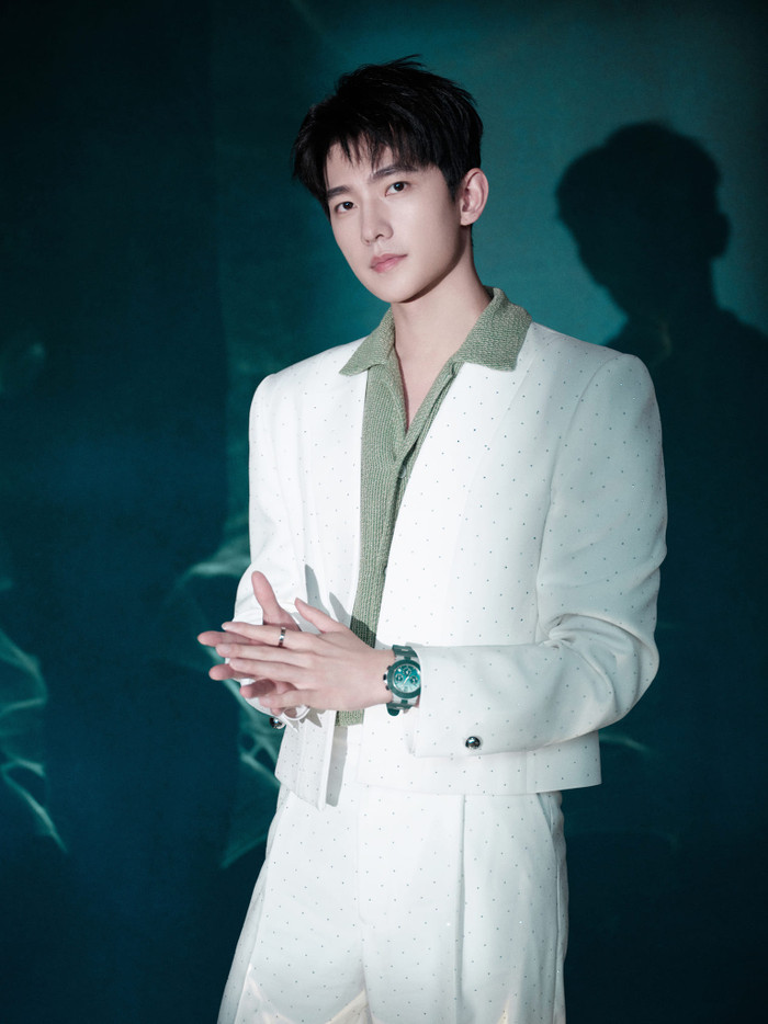 5 sao nam 9x đẹp trai nhất showbiz Hoa ngữ: Dương Dương – Tiêu Chiến xứng đáng 'phong thần' Ảnh 1