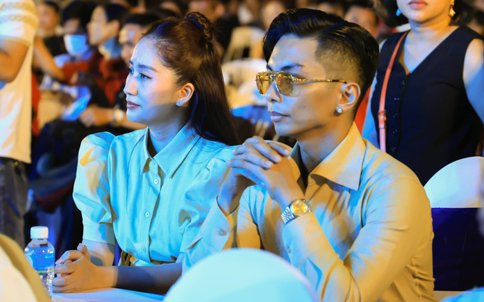 Khánh Thi lộ rõ mệt mỏi sau nhiều ngày chấm thi Ảnh 2
