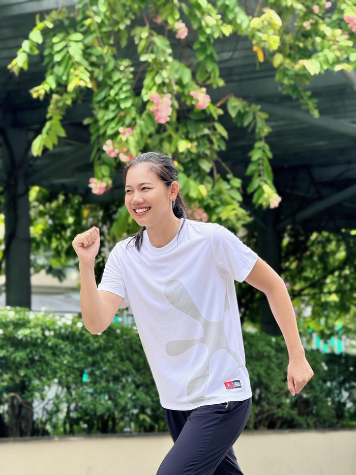 Sau khi từ bỏ thi đấu chuyên nghiệp, cuộc sống hiện tại của Ánh Viên bước sang trang mới với nhiều niềm vui khác biệt. Đồng thời, khán giả ngợi khen nhan sắc của cô thăng hạng hơn trước. 