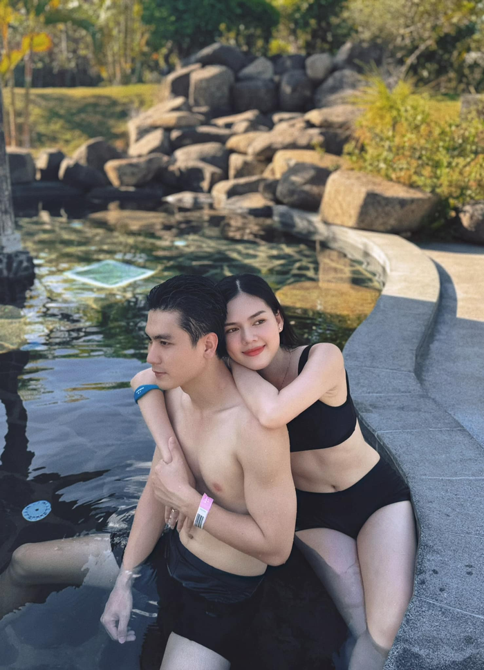 Ngọc Trinh và ông xã liên tục đi du lịch, tận hưởng phút giây hạnh phúc cùng nhau.