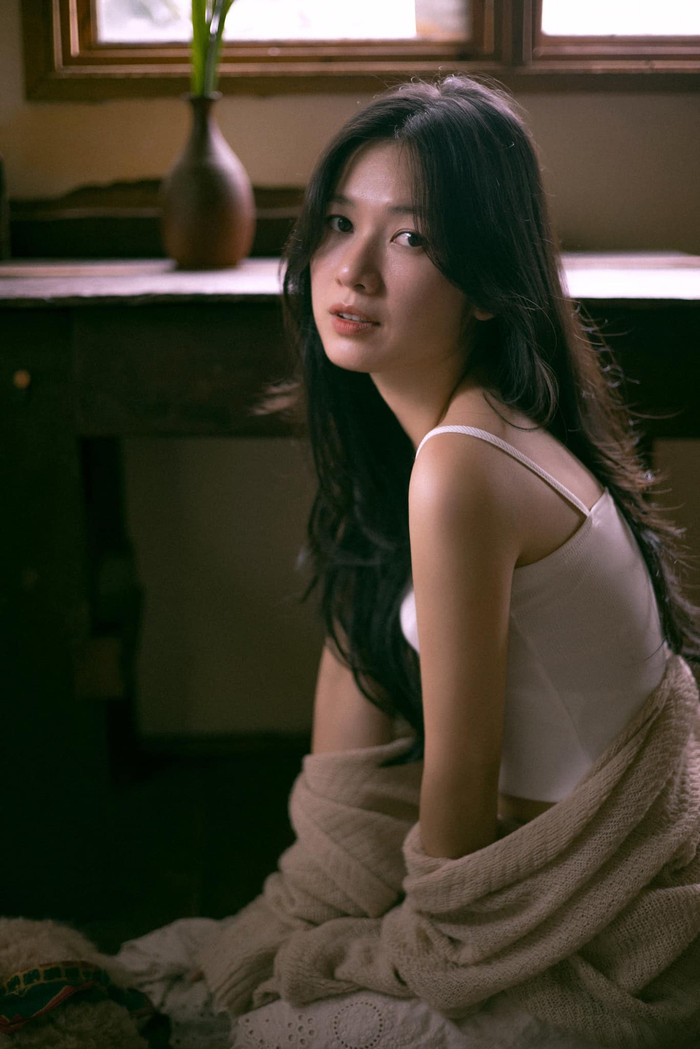 'Tình địch' đẹp chuẩn tiểu thư đài các của Nhật Kim Anh Ảnh 6
