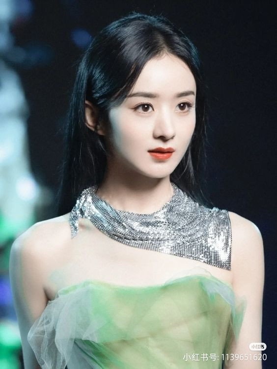 Yêu con ruột hết mực nhưng đi đóng phim Triệu Lệ Dĩnh lại là bà mẹ bất hạnh Ảnh 1