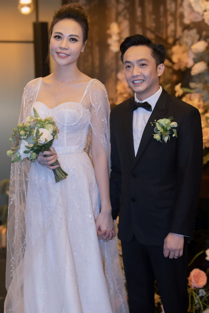 Đàm Thu Trang nhận xét ông xã khác hoàn toàn những gì người ta vẫn hay nói. 