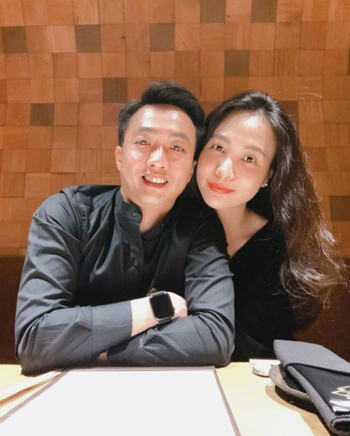 Những ngày qua, vợ chồng Cường Đô La liên tục có động thái lạ trên mạng xã hội. 