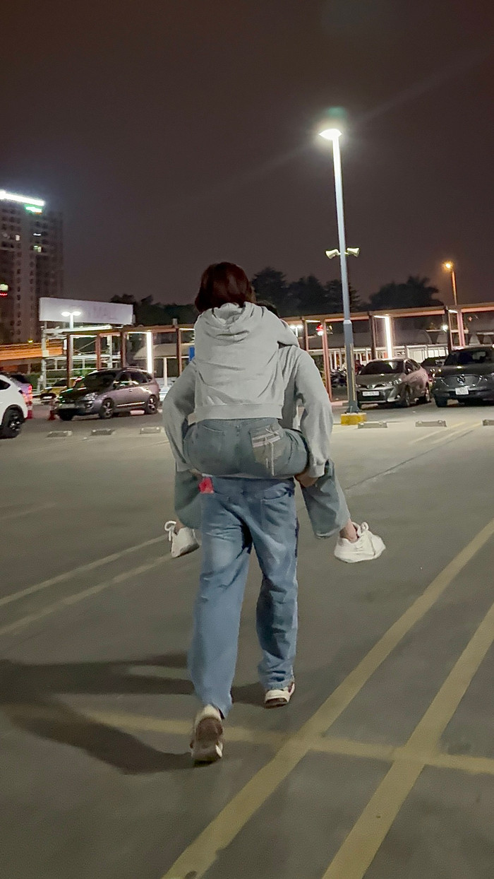 Nhan sắc Hương Giang những tháng đầu thai kỳ Ảnh 3