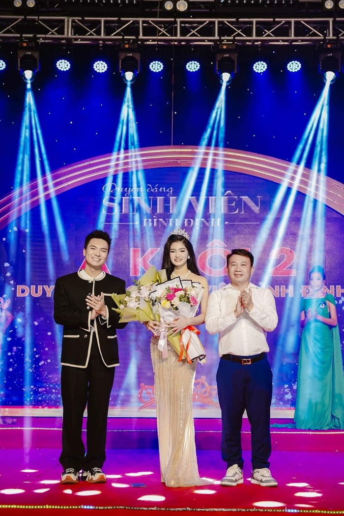 Nguyễn Thị Diễm Ly nhận được sự chú ý từ cộng đồng fan sắc đẹp Bình Định khi kế thừa ngôi vị của Huỳnh Trần Ý Nhi. Trong cuộc thi Duyên sáng sinh viên Bình Định, người đẹp xuất sắc về đích với dải sash Á khôi 2.