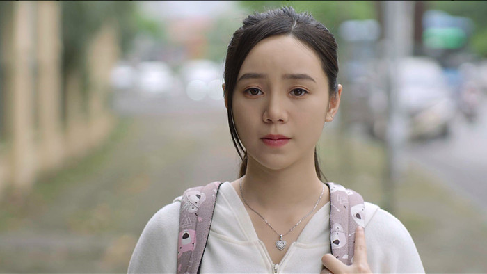 Quỳnh Kool từng có quá khứ khó khăn, bươn chải làm nhiều việc để trả nợ giúp bố mẹ.