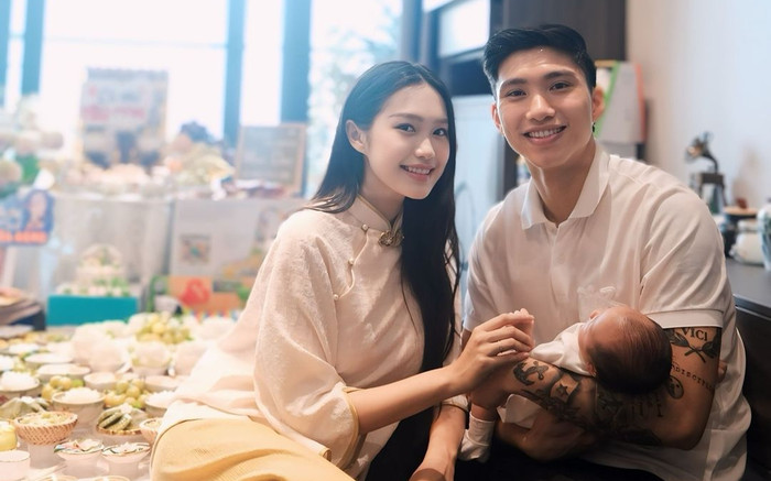 Vợ Đoàn Văn Hậu gặp vấn đề sức khỏe hậu sinh nở Ảnh 2