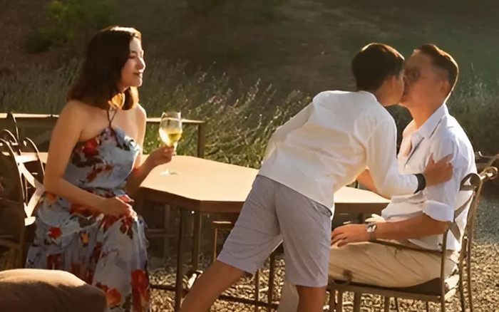 Hoa hậu 'tiểu tam' sống trong biệt thự 4600 tỷ Ảnh 2