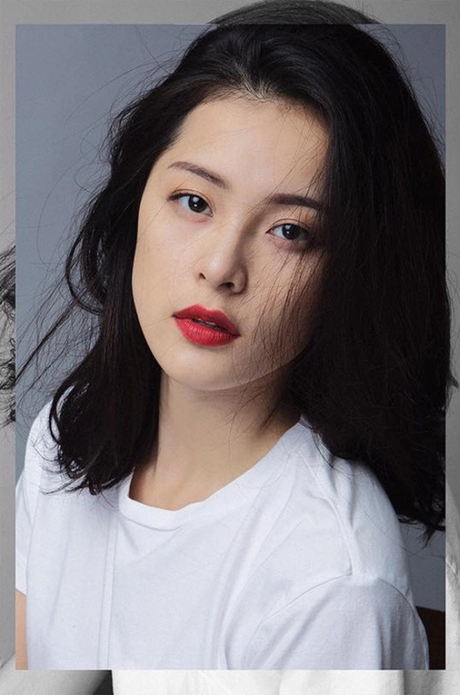 Sau khi chia tay Cường Đô La, Hạ Vi gần như ở ẩn