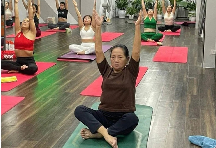 Xúc động cụ bà 81 tuổi cùng hành trình chống lại căn bệnh ung thư bất ngờ Ảnh 3