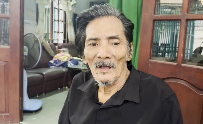 Thương Tín hiện sống ở nhà mẹ đẻ