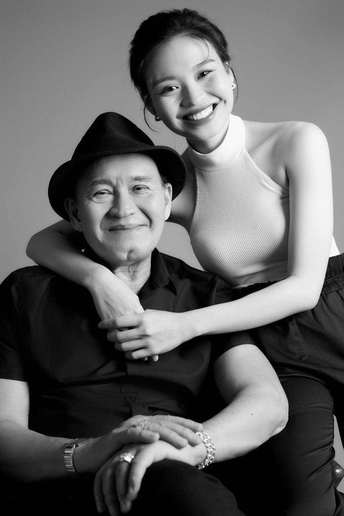 Nam nghệ sĩ là người truyền lửa cho các con theo nghệ thuật.