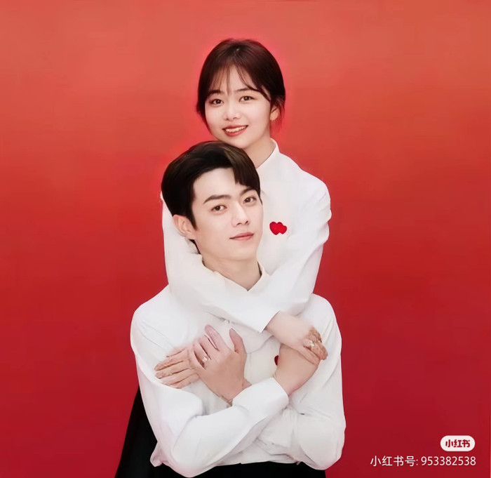 Bộ ảnh kết hôn ngọt ngào của Hứa Khải và Đàm Tùng Vận trong Em Đẹp Hơn Ánh Sao