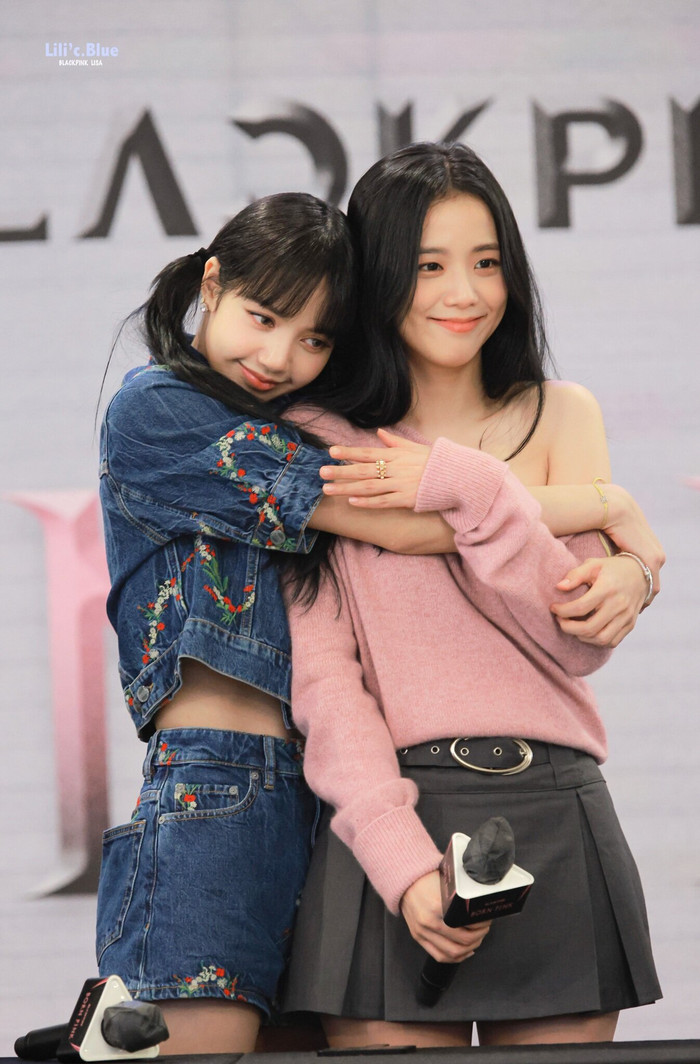 Giữa ồn ào, Lisa chính thức phá kỷ lục của Jisoo Ảnh 3