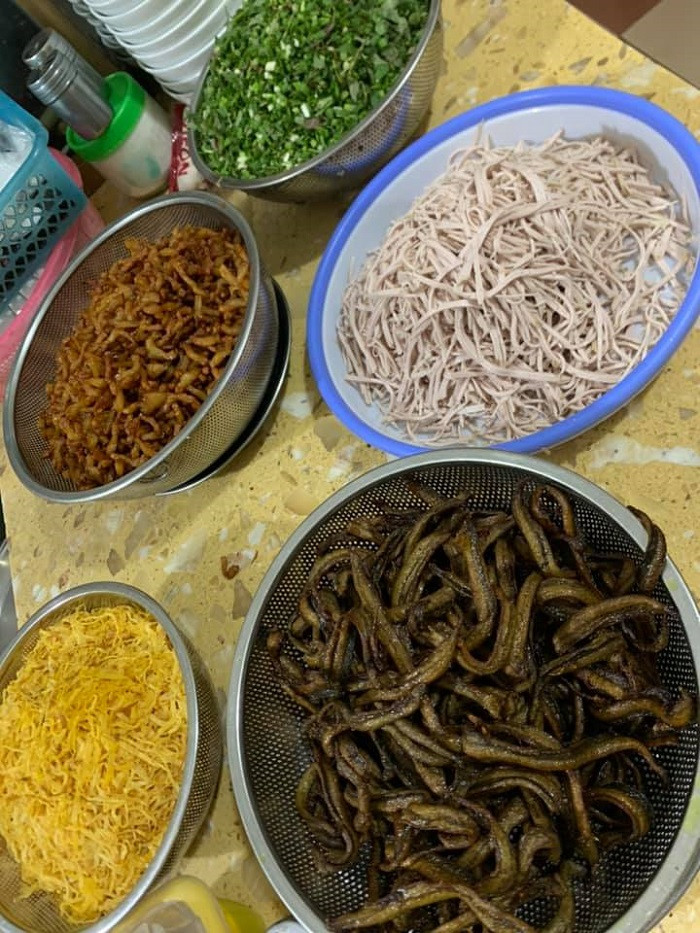 Những nguyện liệu của món ăn đặc sản này