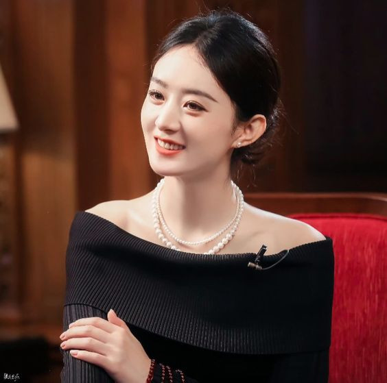 Triệu Lệ Dĩnh lão hóa ngược dù đã U40, tất cả là nhờ người này Ảnh 2