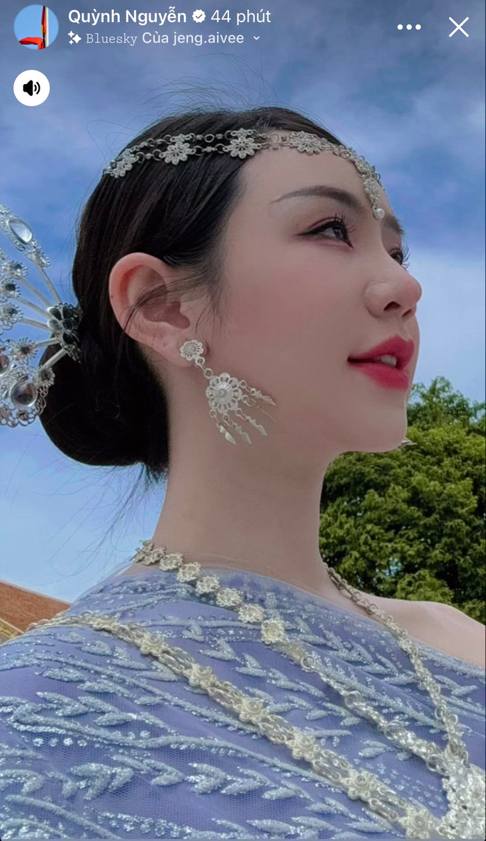 Quỳnh Kool được khen đẹp như cô dâu trong trang phục truyền thống Thái Lan