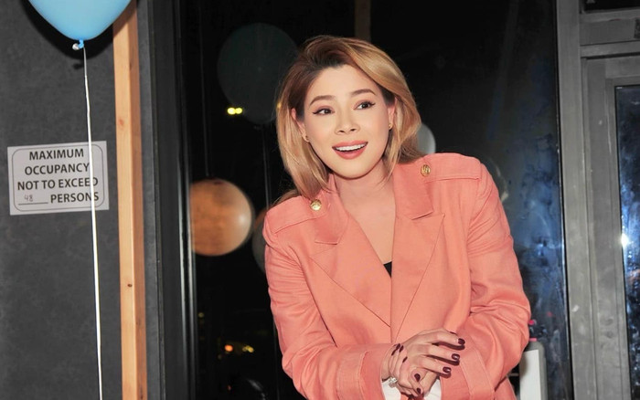 Nhan sắc tựa búp bê của ca sĩ Thanh Thảo ở tuổi 47 Ảnh 2