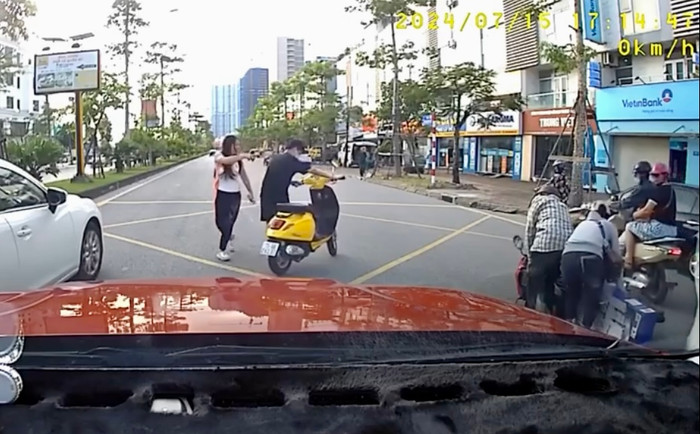 Hành động bỏ trốn của chàng trai khiến cộng đồng mạng bức xúc.