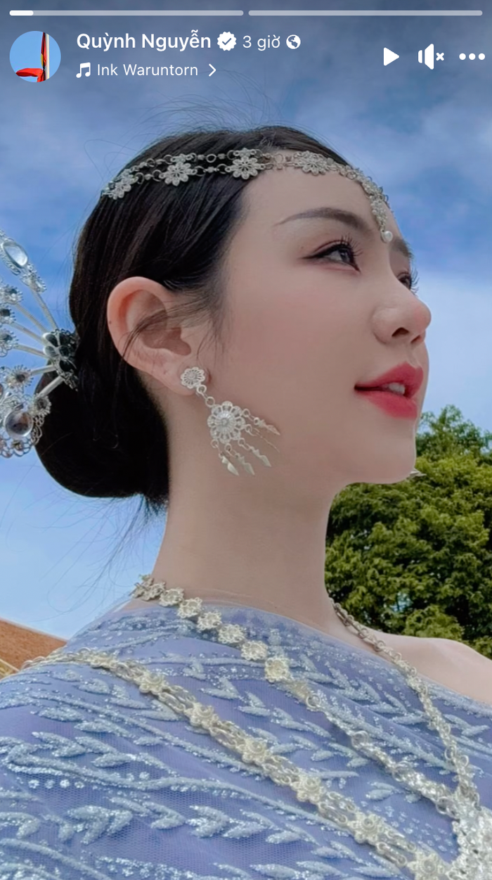 Quỳnh Kool đăng tải hình ảnh khoe góc nghiêng thu hút, nhận được nhiều lời ngợi khen đến từ người hâm mộ. Nữ diễn viên sở hữu đường nét gương mặt mềm mại, thanh toát gồm chiếc mũi cao thẳng, môi dày quyến rũ cùng chiếc cằm thon gọn. Không những vậy, một yếu tố khác giúp Quỳnh Kool ăn điểm chính là nước da trắng sáng như gương.