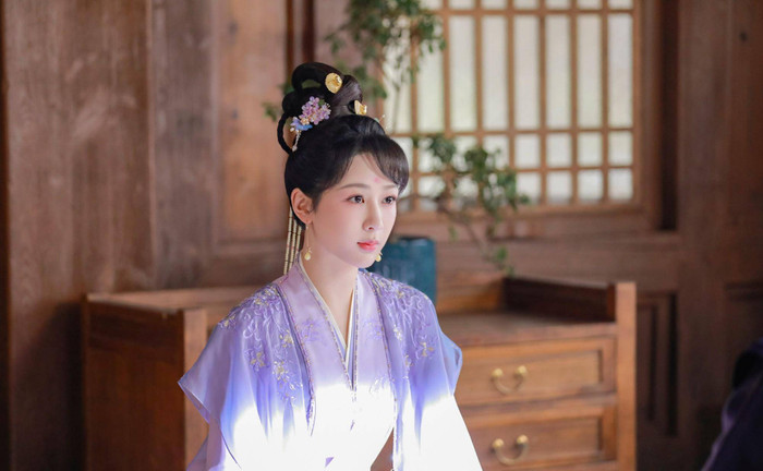 Trường Tương Tư 2 do Dương Tử đóng chính sau 1 năm để khán giả chờ đợi đã lên sóng đầu tháng 7 nhưng hiệu quả chiếu không thể vượt qua cái bóng của mùa 1. 