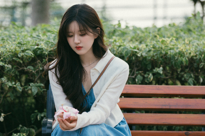 Triệu Lộ Tư là tiểu hoa được săn đón nhất nhì hiện nay. 