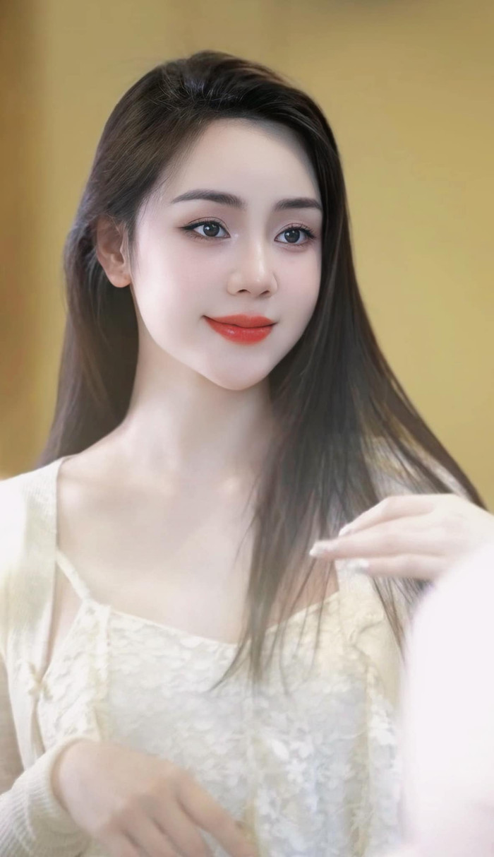 Nữ diễn viên sở hữu nhan sắc ngọt ngào.
