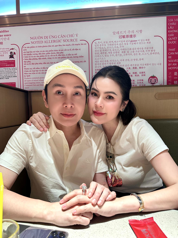 Chuyện tình cảm giữa 'bạn gái tin đồn' và Vũ Luân đang gây chú ý trên mạng xã hội. 