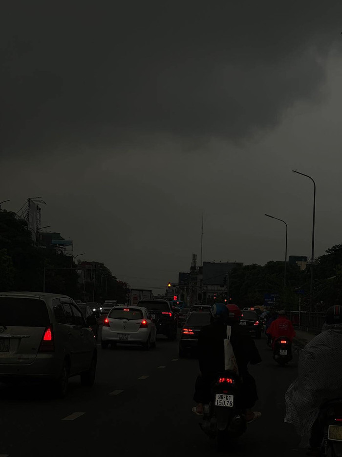 Theo dự báo, chiều nay (25/7) Hà Nội có mưa dông