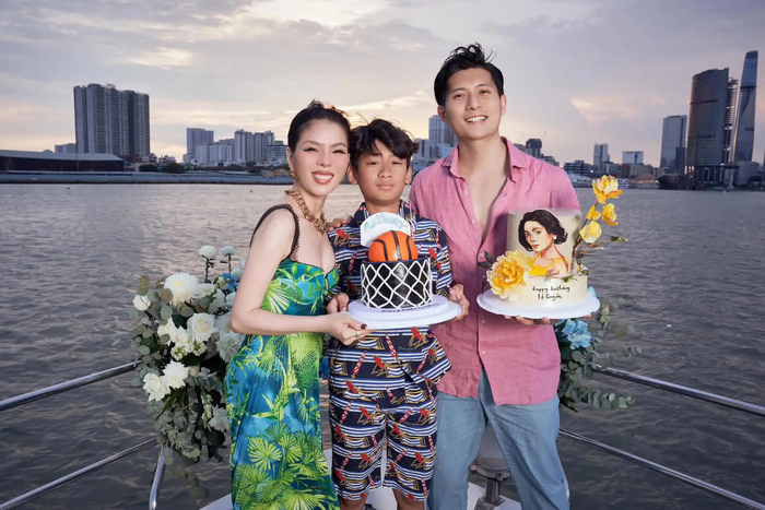 Dù được nuông chiều, song Lệ Quyên cho biết con trai ngoan ngoãn, biết nghe lời và hiểu chuyện.