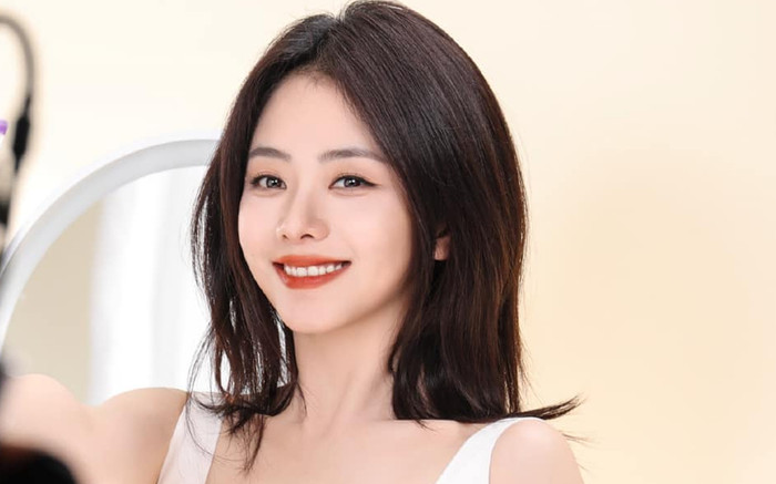 Khối tài sản khủng giúp Đàm Tùng Vận trở thành nữ đại gia giàu có Ảnh 2