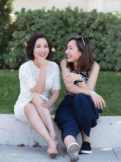 Diva Mỹ Linh từng thuyết phục vợ cũ của chồng để nuôi dạy Anna Trương.
